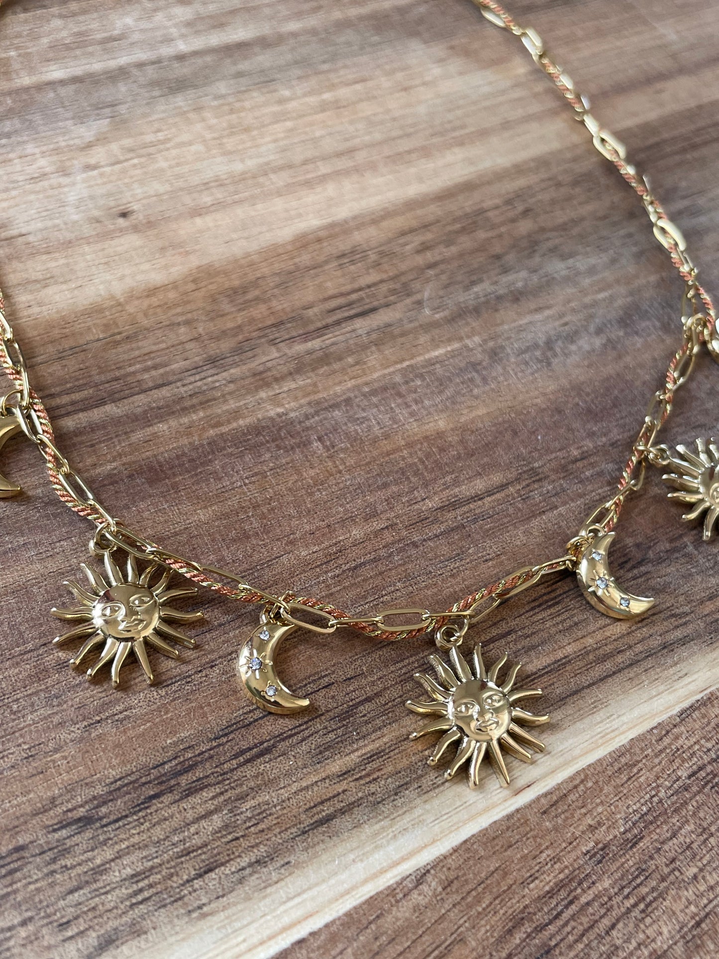 Collier Sun
