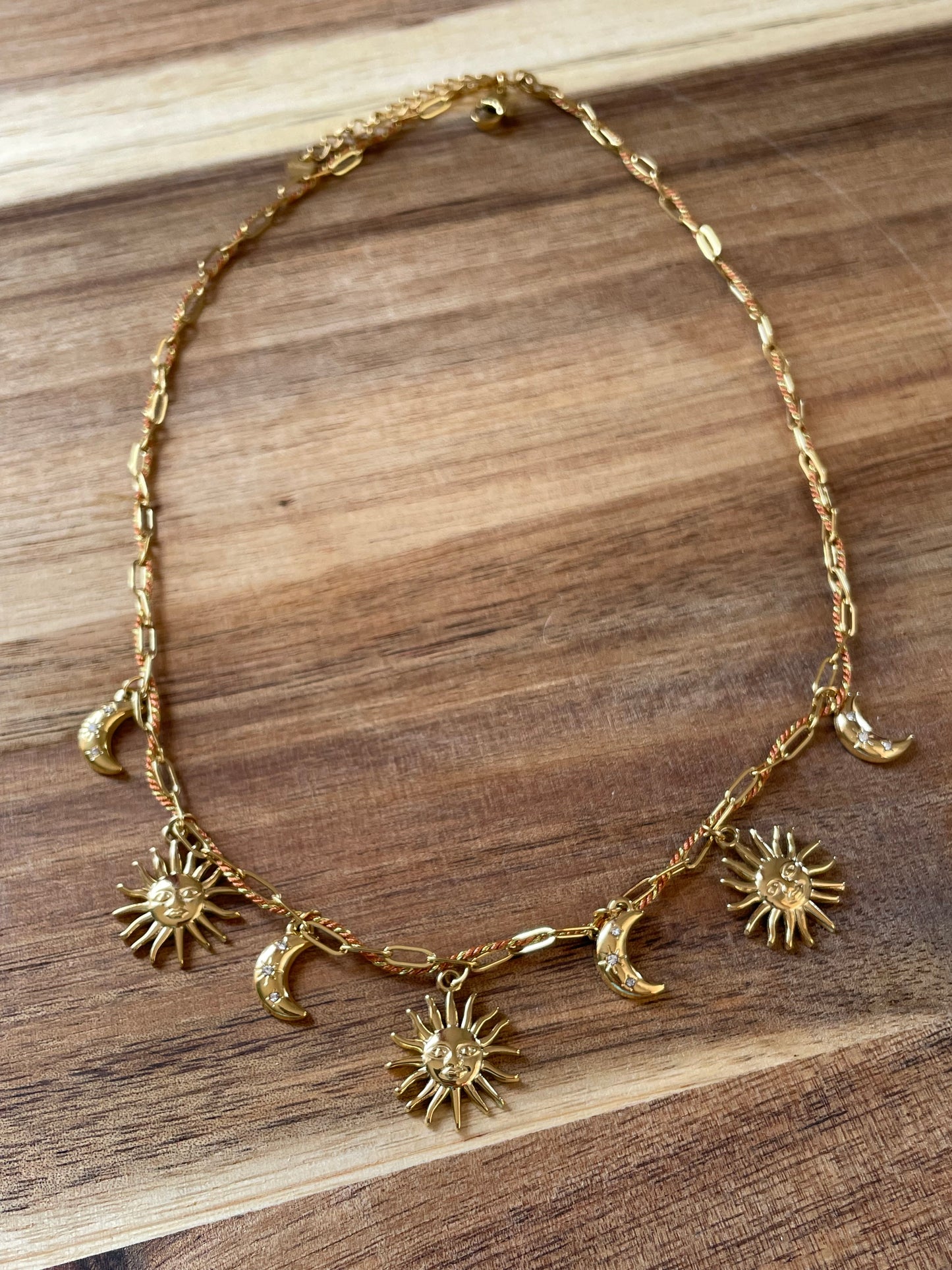 Collier Sun